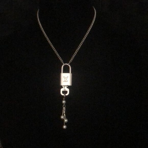 Louis Vuitton Jewelry - RARE Louis Vuitton glossy silver lock & key
